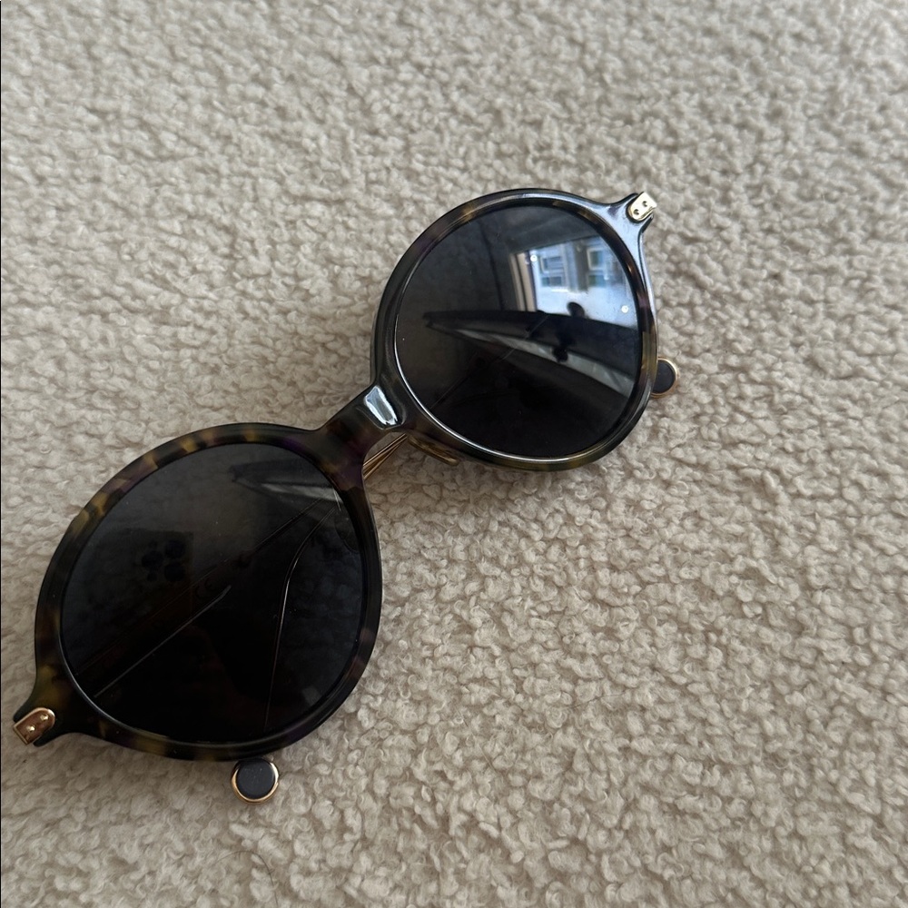 Dior Tortoise Shell Sunglasses - Picture 2 of 4